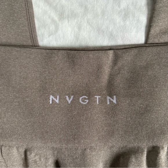 NVGTN Taupe Solid Seamless Leggings - Picture 2 of 4